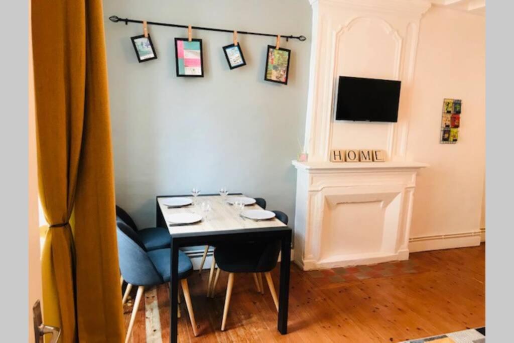 Au Coeur Du Vieux Bayeux, Logement De Charme Apartamento Exterior foto